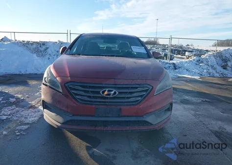 2015 Hyundai Sonata Sport z USA, uszkodzony, nr VIN 5NPE34AF5FH094847